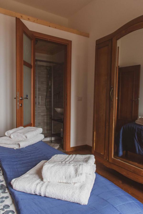 Bed And Breakfast Humus Sapiens Castiglione Chiavarese Eksteriør bilde
